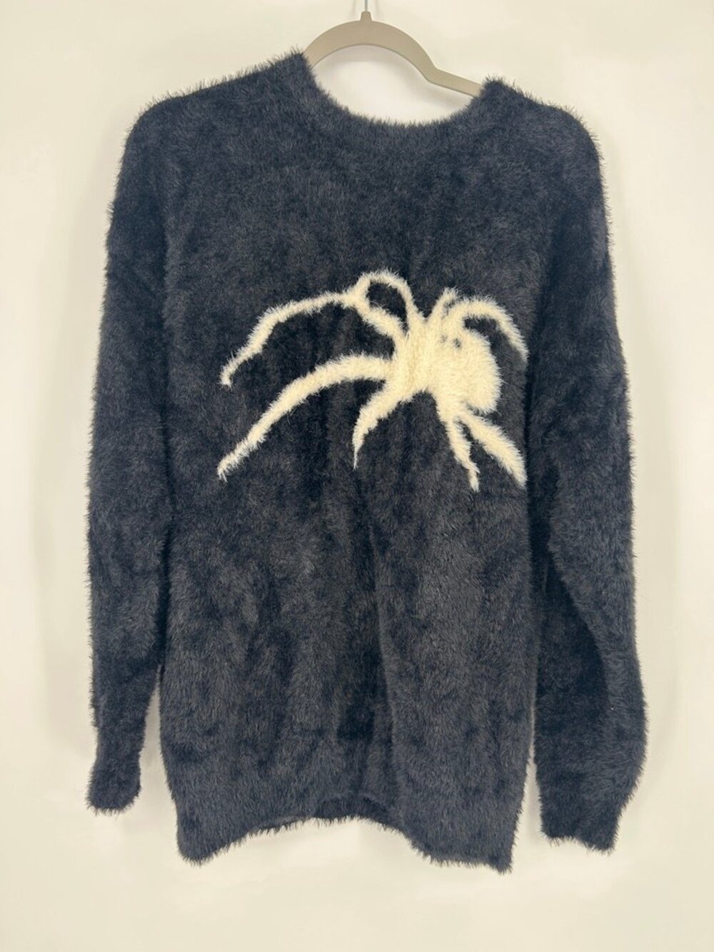 TSAOOJ Black Fuzzy Spider Graphic Sweater Eyelash Knit Goth Halloween Womens L